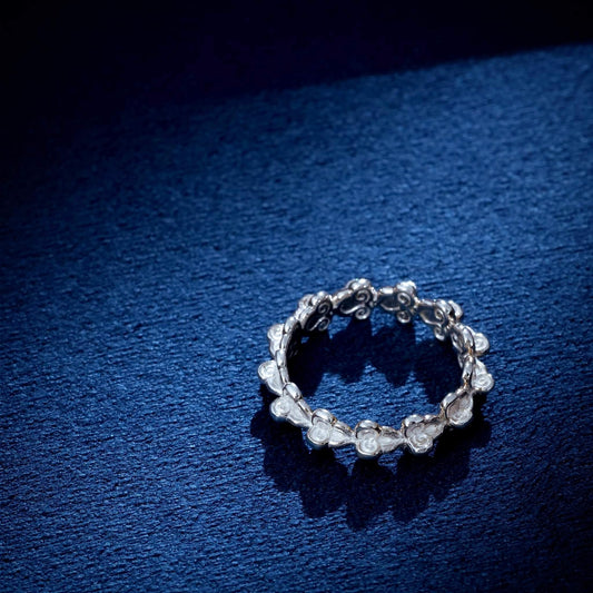 แหวนเงินแท้ 925 ดอกรัก RUK | แหวนดอกไม้สไตล์มินิมอล งานแฮนด์เมดจาก Hinkik Jewelry